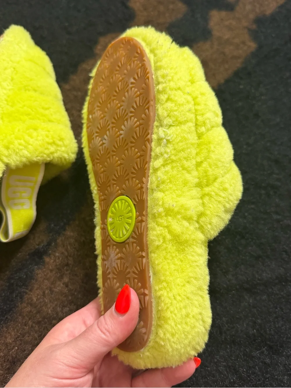UGG bright cozy